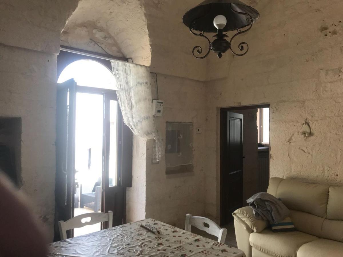I Trulli Di Mario Villa ชิสแตร์นีโน ภายนอก รูปภาพ