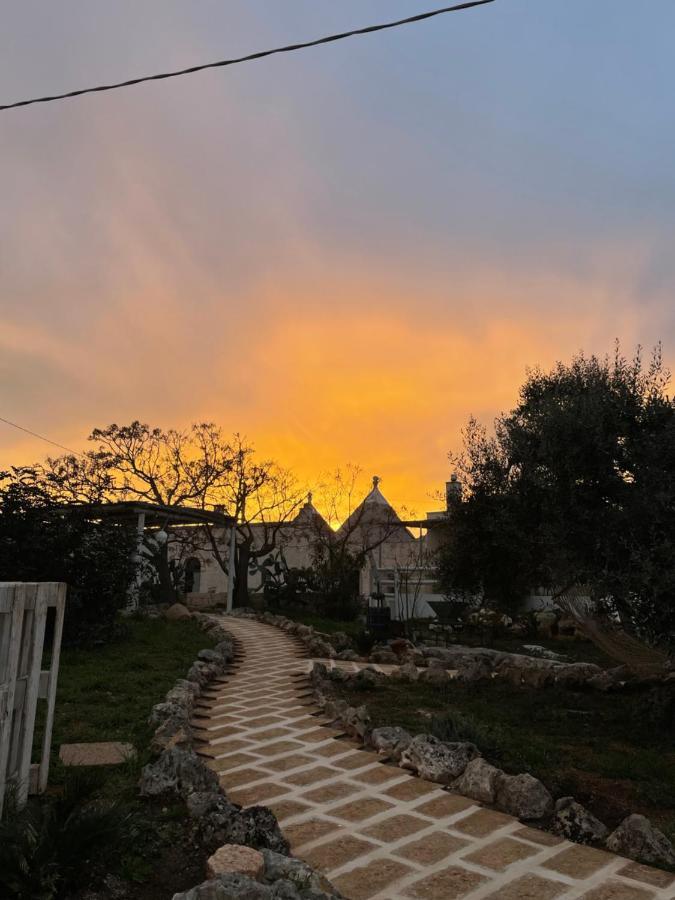 I Trulli Di Mario Villa ชิสแตร์นีโน ภายนอก รูปภาพ